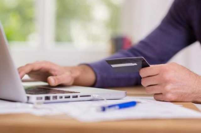 أداء الفواتير عبر الإنترنت..مجلس المنافسة يعلن توقف الفاعلين الاقتصاديين عن استخلاص هذه الاقتطاعات