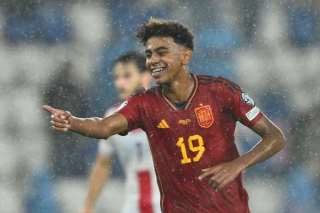 رقم قياسي جديد لـ لامين جمال مع المنتخب الاسباني(فيديو)