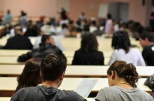 قرار جديد من الحكومة بخصوص الدكتوراه الفخرية
