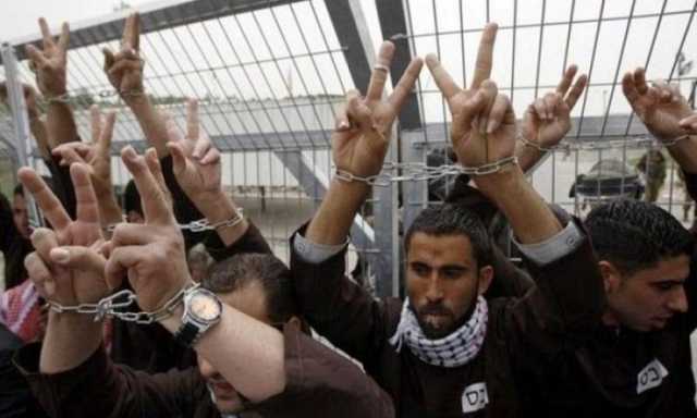 نادي الأسير الفلسطيني: قوات الاحتلال اعتقلت 4600 شخصا في الضفة الغربية منذ بدء الحرب