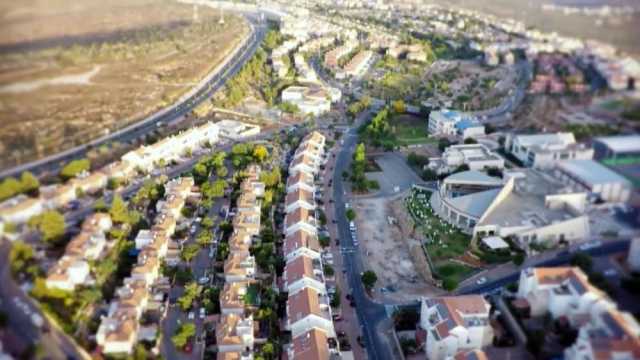 'البيدر': سياج استيطاني يهدد بعزل فصايل وتجمعاتها