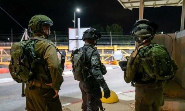 الاحتلال يقتحم بلدات بالضفة والقدس ويشن حملة اعتقالات واسعة
