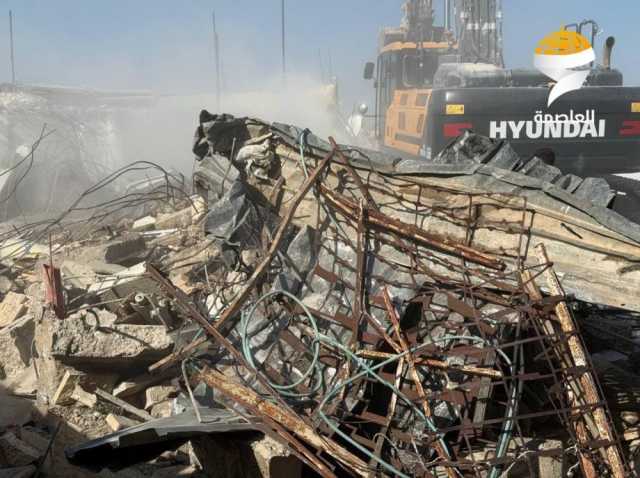 الاحتلال يُجبر عائلتين على هدم منزليهما في القدس