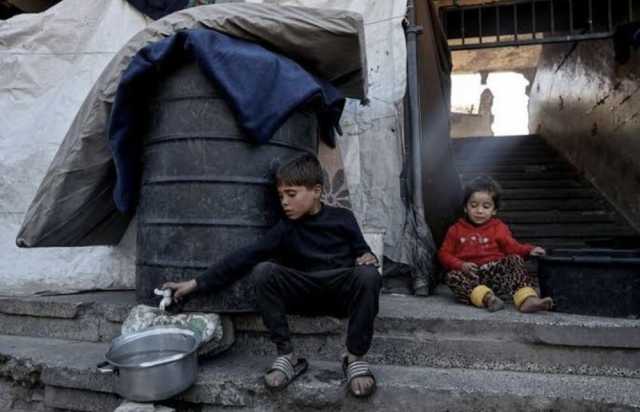 الصحة تحذر من انتشار مادة محلاة صناعيًا بغزة