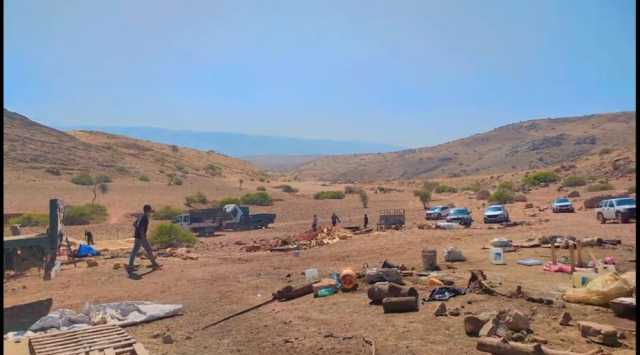 مستوطنون يسرقون خيمة ومعدات زراعية من الأغوار الشمالية
