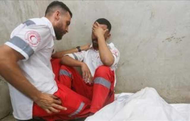 خبراء أمميون: 'إسرائيل' تتعمد مهاجمة وتجويع العاملين في الرعاية الصحية بغزة