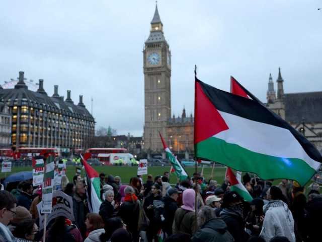 علماء وأئمة مسلمون في بريطانيا يصدرون بيانًا مشتركًا بشأن الدولة الفلسطينية