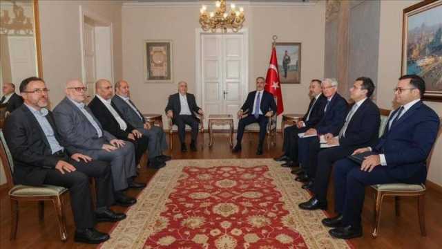 حماس: قيادة الحركة تبحث مع فيدان وقف النار والإغاثة بغزة