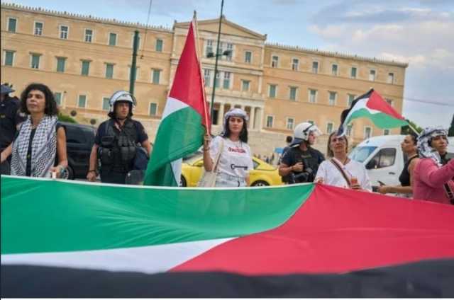 أثينا توبّخ سفير 'إسرائيل': لا نقبل دروسًا من قتلة المدنيين