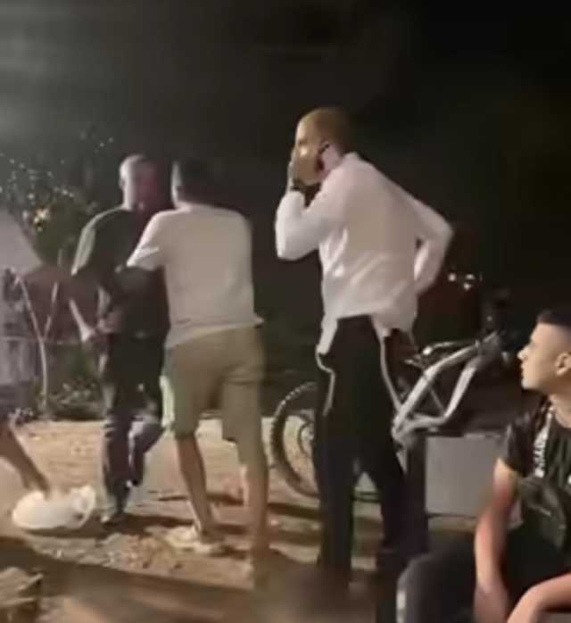 مستوطنون يهاجمون مقدسيين قرب العيسوية ويهدّدونهم بالسلاح