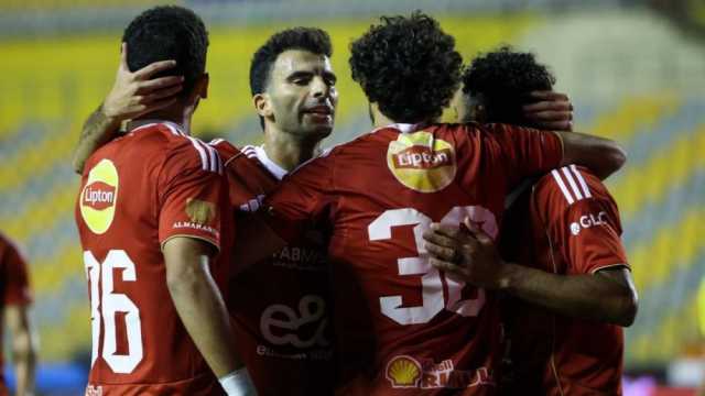الأهلي يقترب من حسم ملف تجديد عقود لاعبيه، والشحات على رأس القائمة
