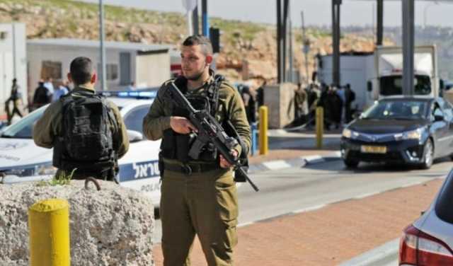 الاحتلال أقام 1000 حاجز عسكري بالضفة منذ 2023