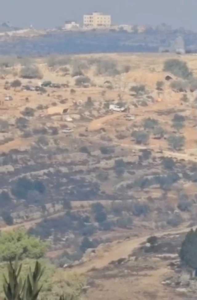 مستوطنون يتجمعون في بلدة سلواد شرق رام الله