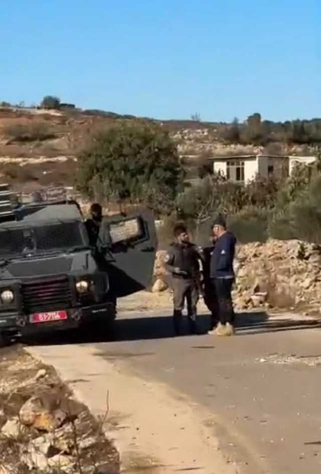 الاحتلال يمنع المزارعين من الوصول لأراضيهم في سنجل