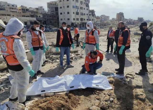 الدفاع المدني: طواقمنا انتشلت أكثر من 53 ألف شهيد منذ بدء الحرب على غزة