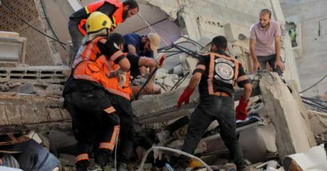 الدفاع المدني: طواقمنا تواصل إنقاذ المدنيين منذ بدء الحرب رغم المخاطر