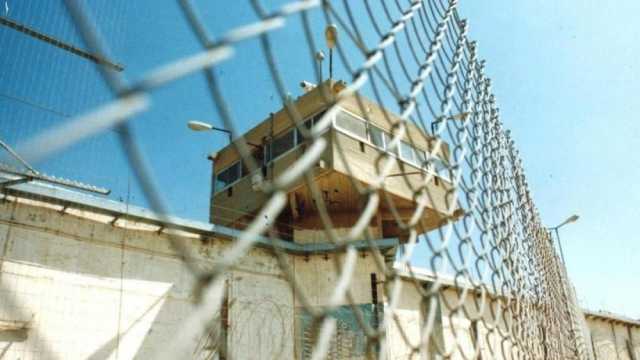 'حماس': استشهاد أسير من جنين في سجون الاحتلال جريمة
