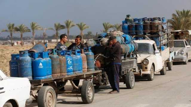 ضخ كميات من غاز الطهي لغزة بعد منع خمسة أيام