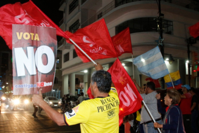 الإكوادور: رفض شعبي لعودة القواعد العسكرية الأميركية للبلاد