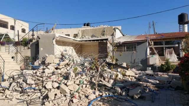 قوات الاحتلال تخطر 4 عائلات مقدسية بهدم منازلها