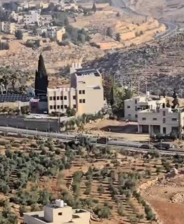 الاحتلال يقتحم واد سعير شمال الخليل