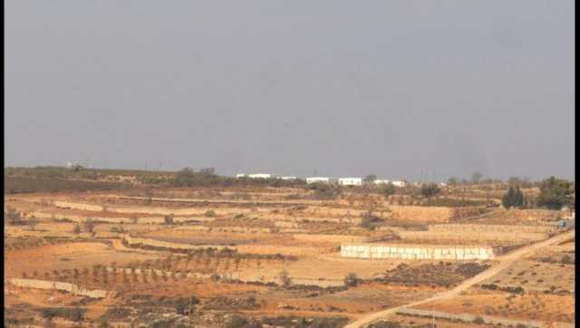 الاحتلال ينصب كرفانات استيطانية جديدة بـ'غوش عتصيون' جنوب الضفة