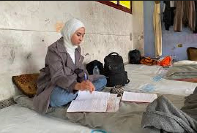 موعد نتائج توجيهي 2025 غزة.. نتائج الثانوية العامة غزة 2007 عبر موقع وزارة التربية والتعليم psgereg.pna.ps