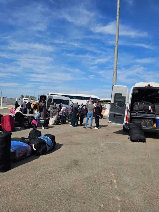 وصول مرضى إلى قطاع غزة بعد استكمال علاجهم في مستشفيات القدس