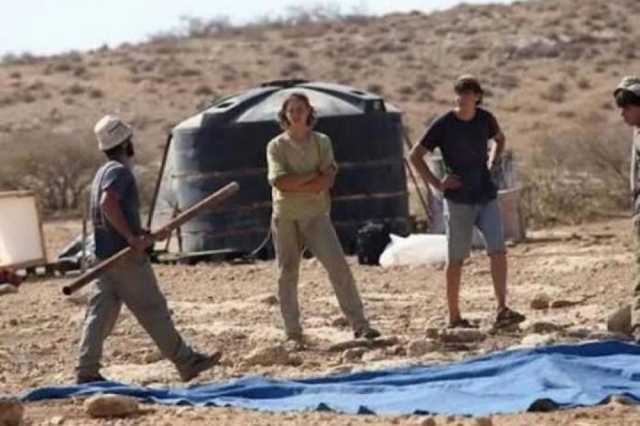 مستوطنون يهدمون خيمة ويخربون محاصيل زراعية بالأغوار الشمالية