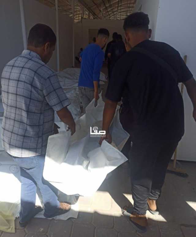 الصحة بغزة تستلم 15 شهيدًا أفرج الاحتلال عنهم