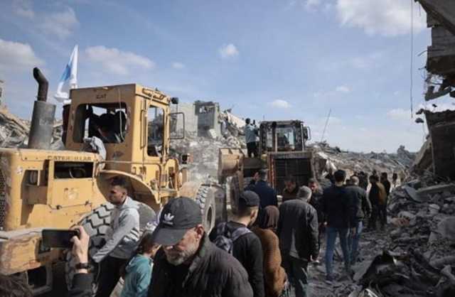 الدفاع المدني: انتشال 60 جثمانًا في مدينة غزة اليوم