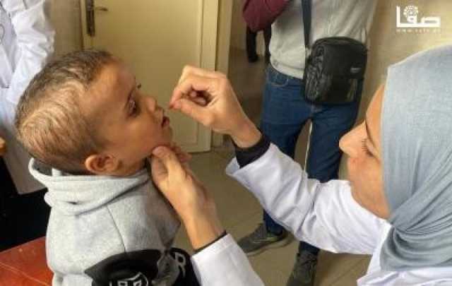 بدء حملة تطعيم الأطفال دون سن الثالثة في القطاع