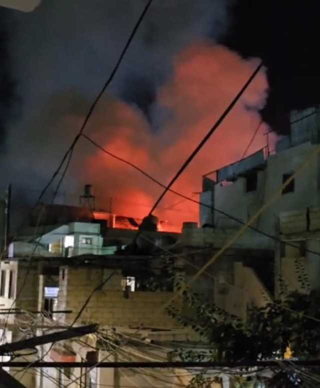 جرحى بقصف إسرائيلي لسيارة في مخيم عين الحلوة جنوب لبنان