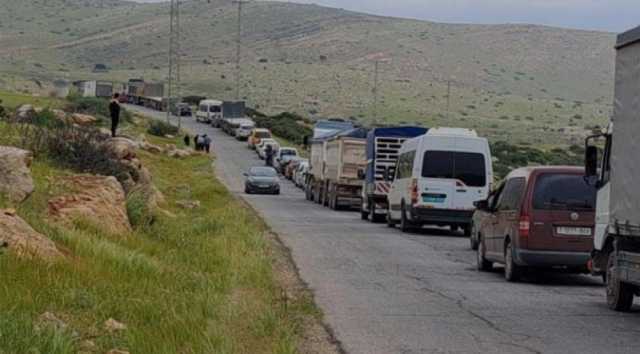 الاحتلال يُعيق وصول المعلمين لمدارسهم عبر حاجزي الحمرا وتياسير