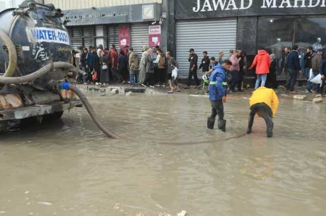 بلدية غزة تحذر من غرق آلاف الأسر نتيجة المنخفض وسط غياب الإمكانيات