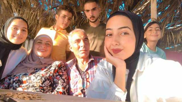 'الناجي الوحيد'.. لقب 'بتول' الذي جردها الفقد معانيه