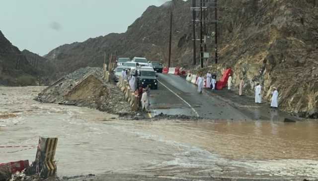 هطول أمطار غزيرة على عدد من ولايات جنوب الباطنة