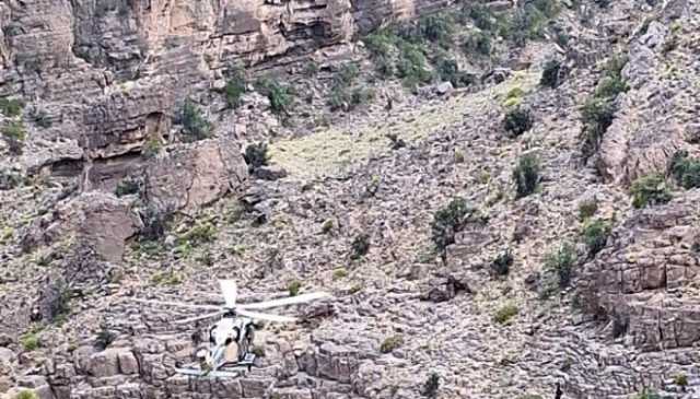 سقوط مواطن من أعلى جبل بالجبل الأخضر.. والدفاع المدتي يتدخل