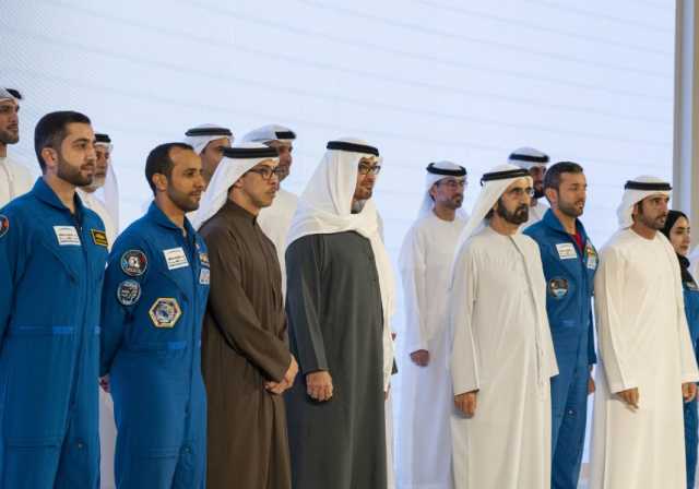 بحضور رئيس الدولة ومحمد بن راشد ..الإمارات تعلن انضمامها إلى مشروع تطوير وإنشاء محطة الفضاء القمرية بجانب الولايات المتحدة واليابان وكندا والاتحاد الأوروبي.