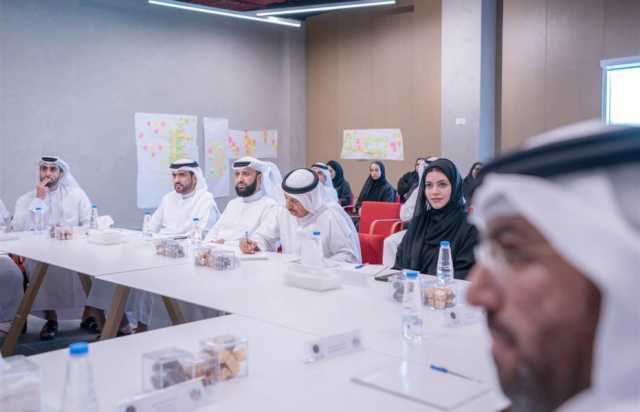 الأمانة العامة لـ “تنفيذي الشارقة” تواصل مشروع “تطوير الخدمات الحكومية” بـ “شهادة الإنجاز”