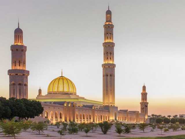 مسجد السلطان قابوس الكبير في مسقط