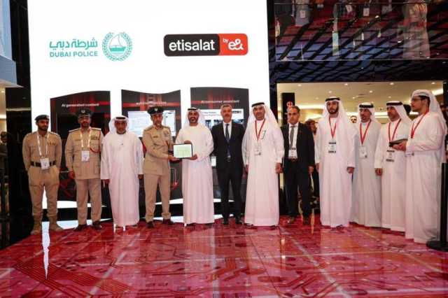 شرطة دبي واتصالات من e& توقعان مذكرة تفاهم للتعاون في البرامج المجتمعية وتعزيز الشراكة