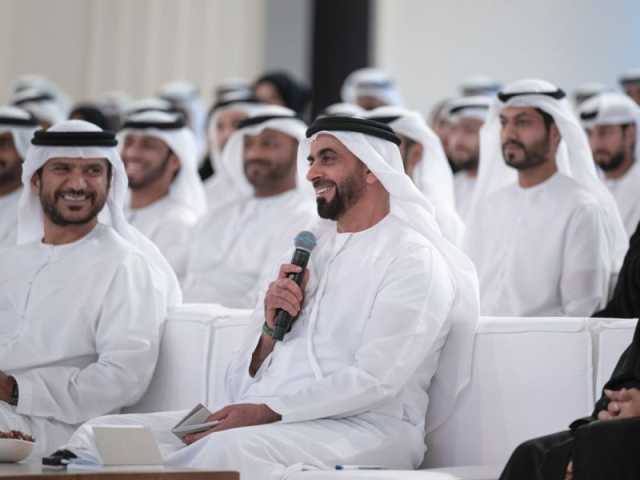نظمها مجلس محمد بن زايد .. سيف بن زايد يشهد محاضرة بعنوان”رحلة الإمارات إلى الفضاء”