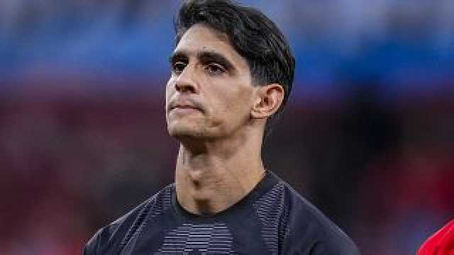 الهلال السعودي يتعاقد مع حارس المنتخب المغربي ياسين بونو