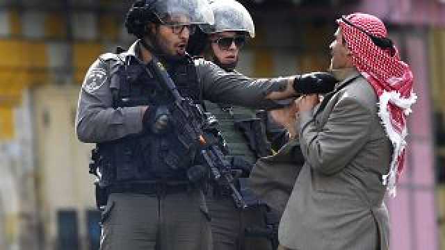 عنف المستوطنين في الضفة الغربية: منظمة حقوقية تطالب الجيش الإسرائيلي بحماية الفلسطينيين