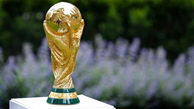 ميسي وهالاند ومبابي يتصدرون القائمة النهائية للمرشّحين للفوز بجائزة أفضل لاعب في العالم