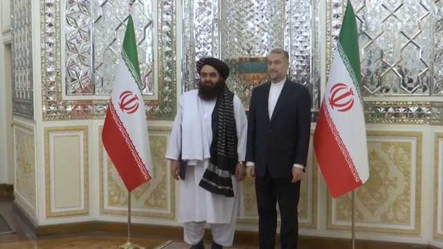 وزير خارجية حكومة طالبان يلتقي بمسؤولين إيرانيين في طهران