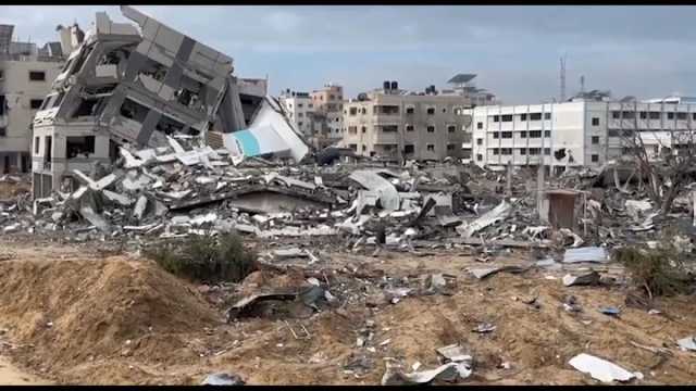 شاهد: دمار واسع وأحياء مسحت من الأرض في غزة جراء القصف الإسرائيلي