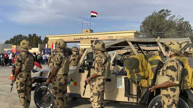 تقرير: إسرائيل تبلغ مصر بخطة عسكرية للسيطرة على الحدود بين غزة ومصر