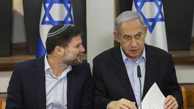 بوادر حلحلة.. إسرائيل تدرس تحويل عائدات الضرائب إلى السلطة الفلسطينية عبر طرف ثالث
